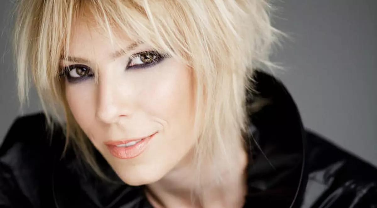 Maria Radu: "Foarte mulţi români sunt încuiaţi"