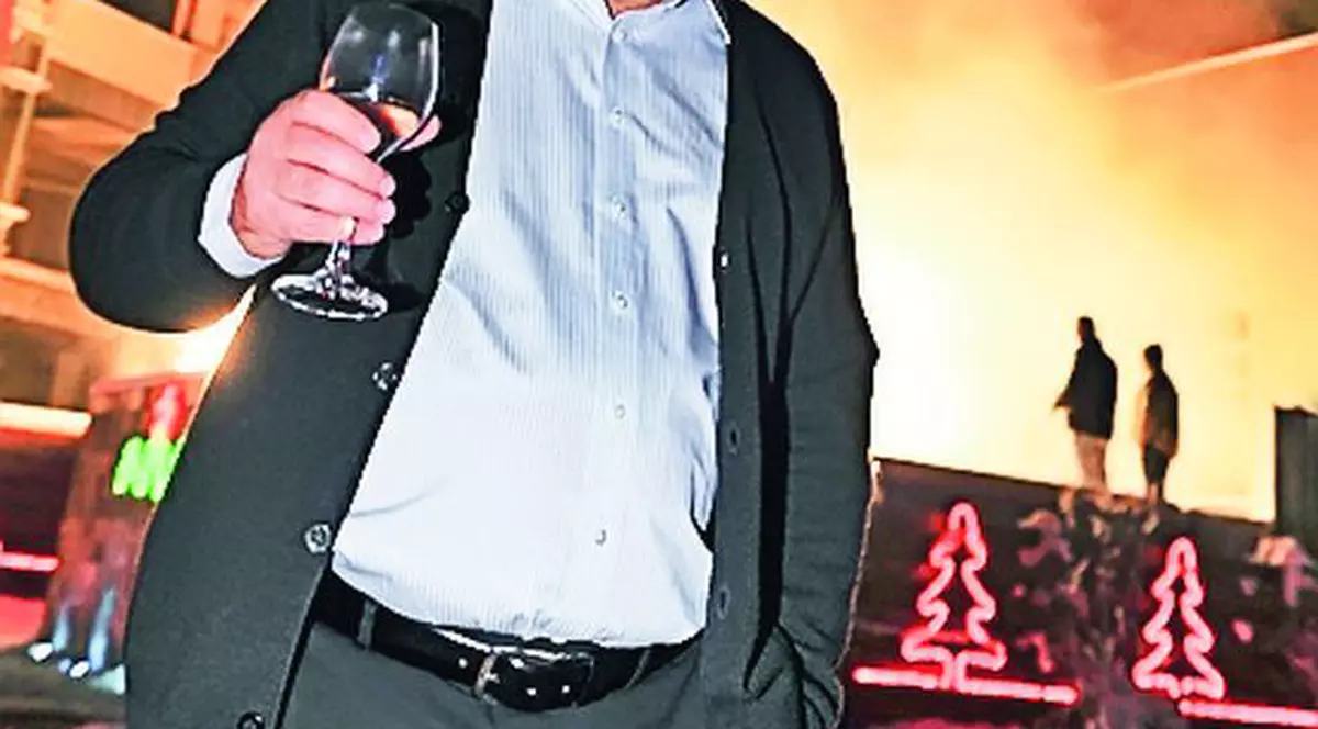 Drumurile lui sunt... toate! Cristian Țânțăreanu, acuzat că și-a făcut stradă personală