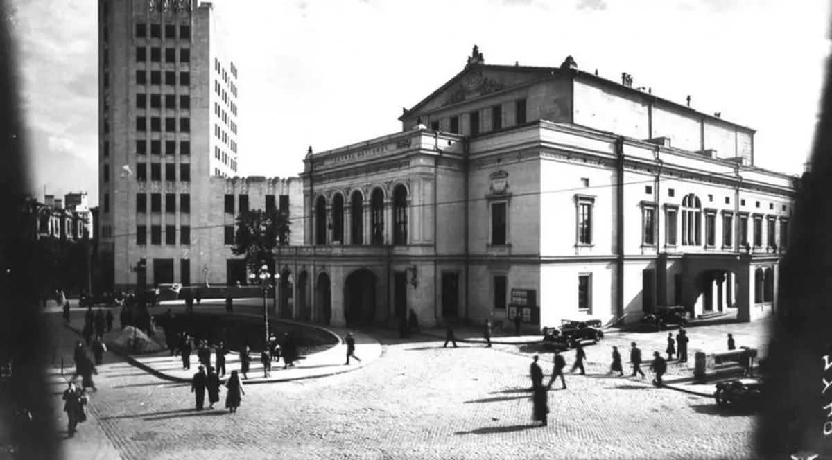 Teatrul Naţional împlineşte 159 de ani