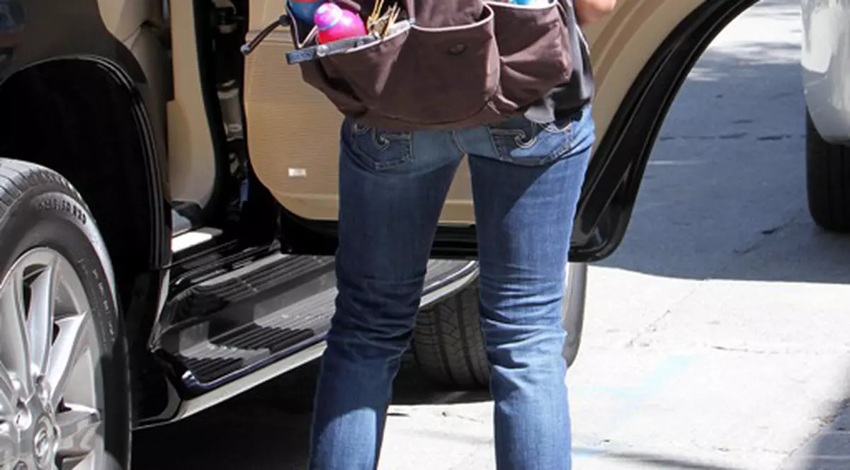 200.000 de dolari pe an! Atâta poate câştiga o bonă în Rusia!