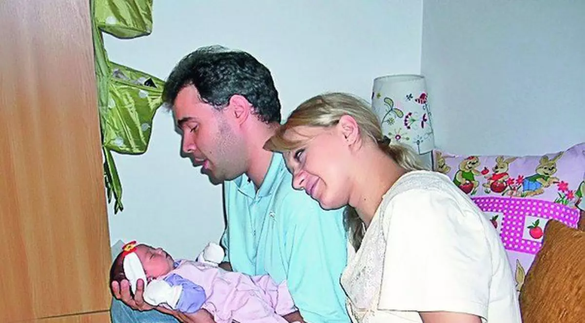 Compozitorul Andrei Tudor îşi botează astăzi fetiţa