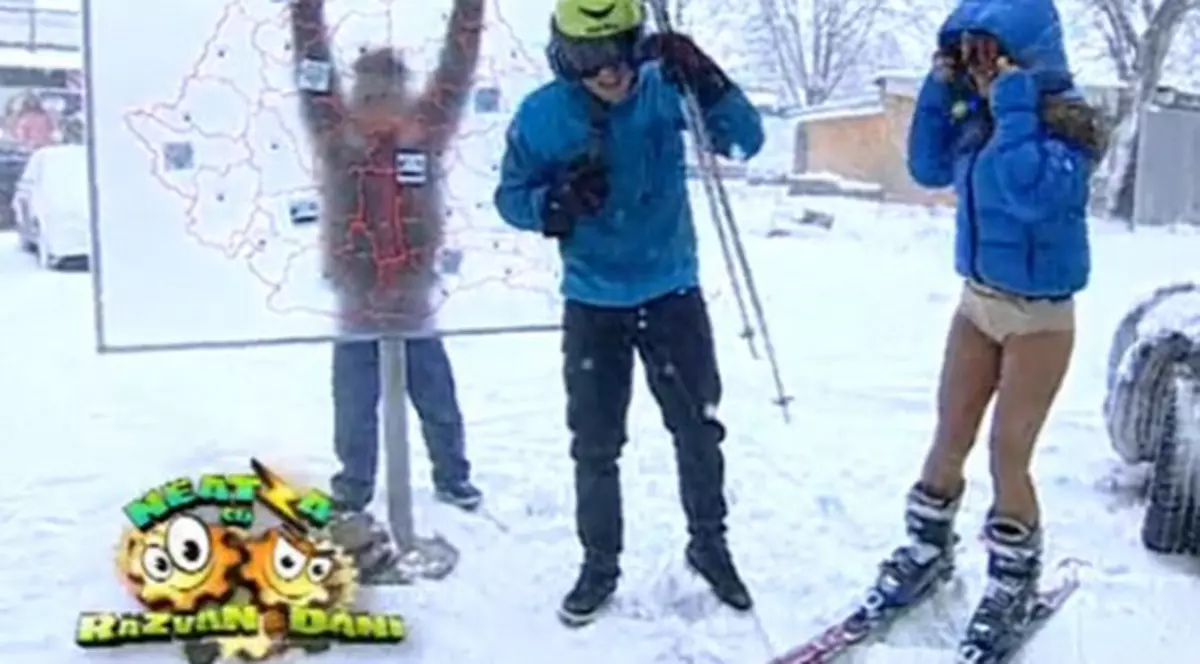 Roxana Vancea, scoasă în chiloţei, pe viscol, să prezinte vremea! FOTO & VIDEO