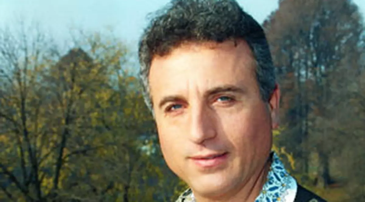 Constantin Enceanu, jefuit de Revelion