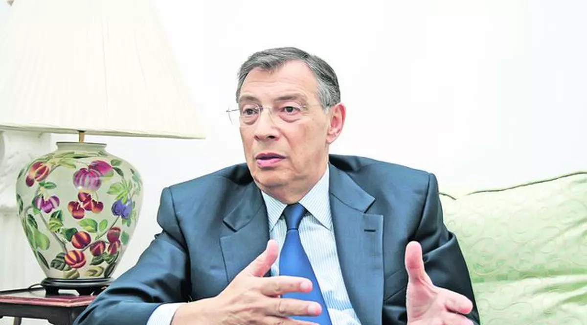 George Iacobescu este director general al Canary Wharf din 1997 și singurul român cu titlul de ”Sir”