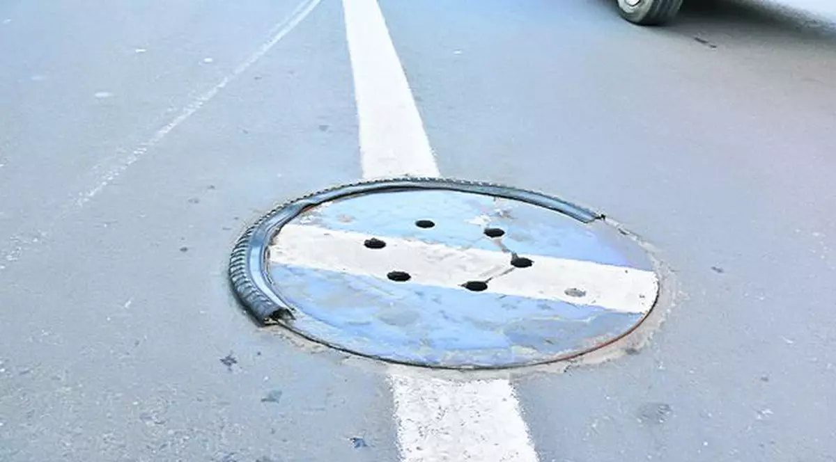 Anvelope de biciclete, pe post de amortizoare pentru canale