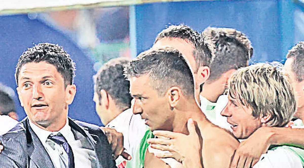 Vezi cum l-a poreclit Coman pe Daniel Pancu!