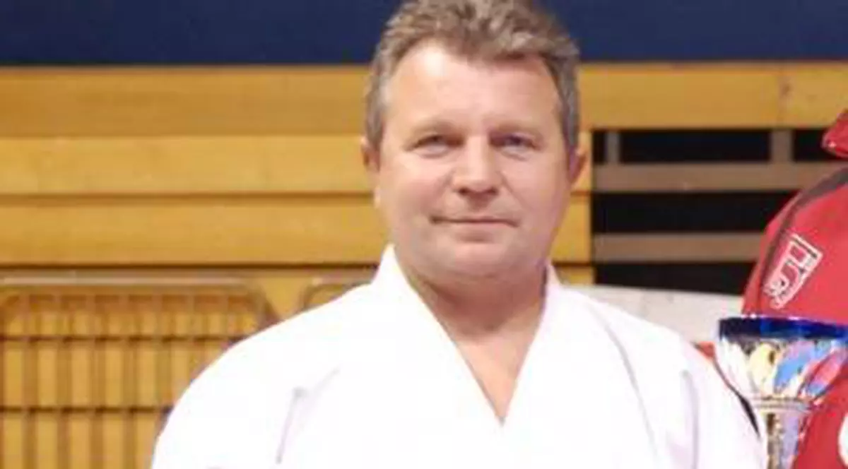 Iată cutremurătorul bilet de adio al antrenorului de karate care s-a sinucis!