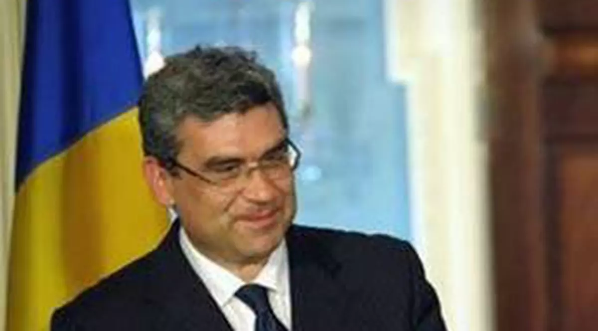 Baconschi: ”Nu mi se pare normal că am fost demis în timp ce mă aflam în misiune în străinătate”