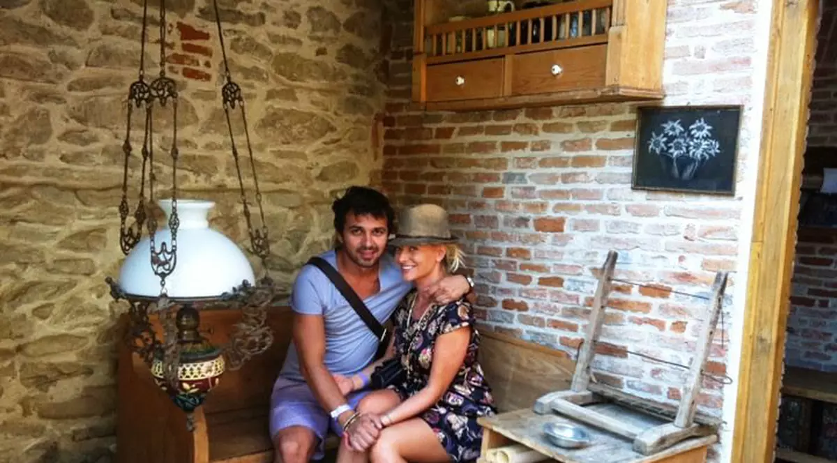 Delia Matache: "Mi-am găsit liniştea sufletească alături de Răzvan!". Vezi ce planuri de viitor are!