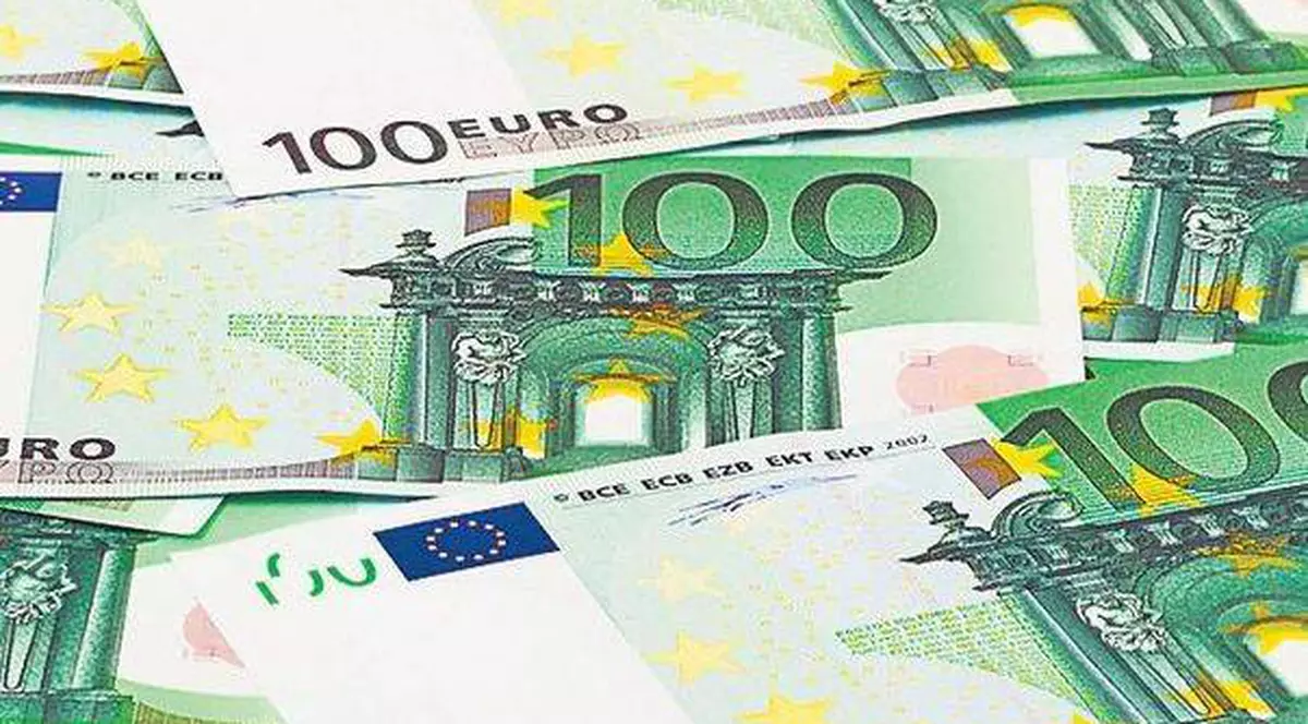 România vrea un miliard de euro! Vezi cu cine negociază Boc pentru aceşti bani