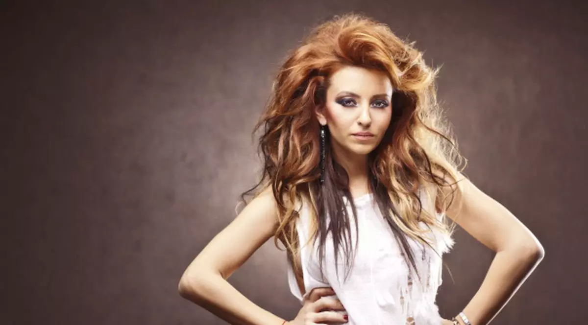 Giulia: "Am chiar mulţi prieteni gay!"