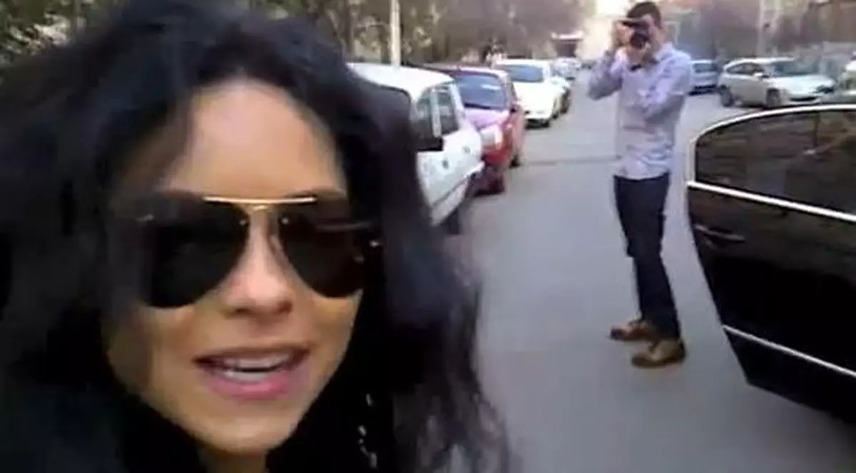 Inna, pe urmele paparazzilor. Uite cum îi vânează, în plină stradă! VIDEO