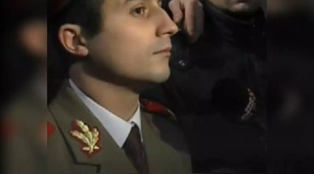 Soarta locotenentului-protestatar din Piața Universității va fi decisă astăzi