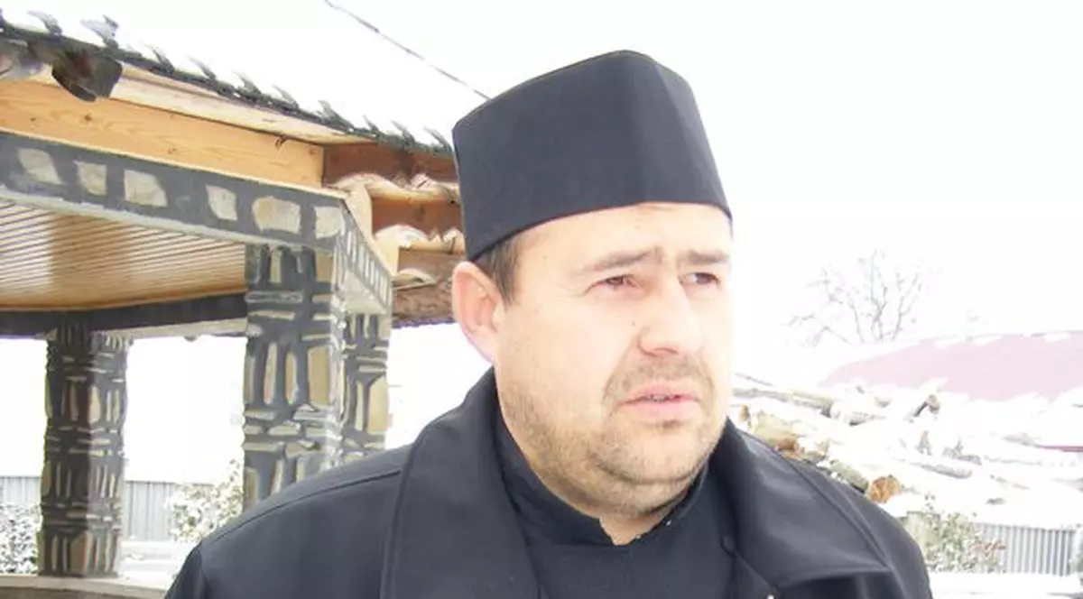 Preoţii nu mai sunt primiţi în case de Bobotează. Se duce tradiţia?