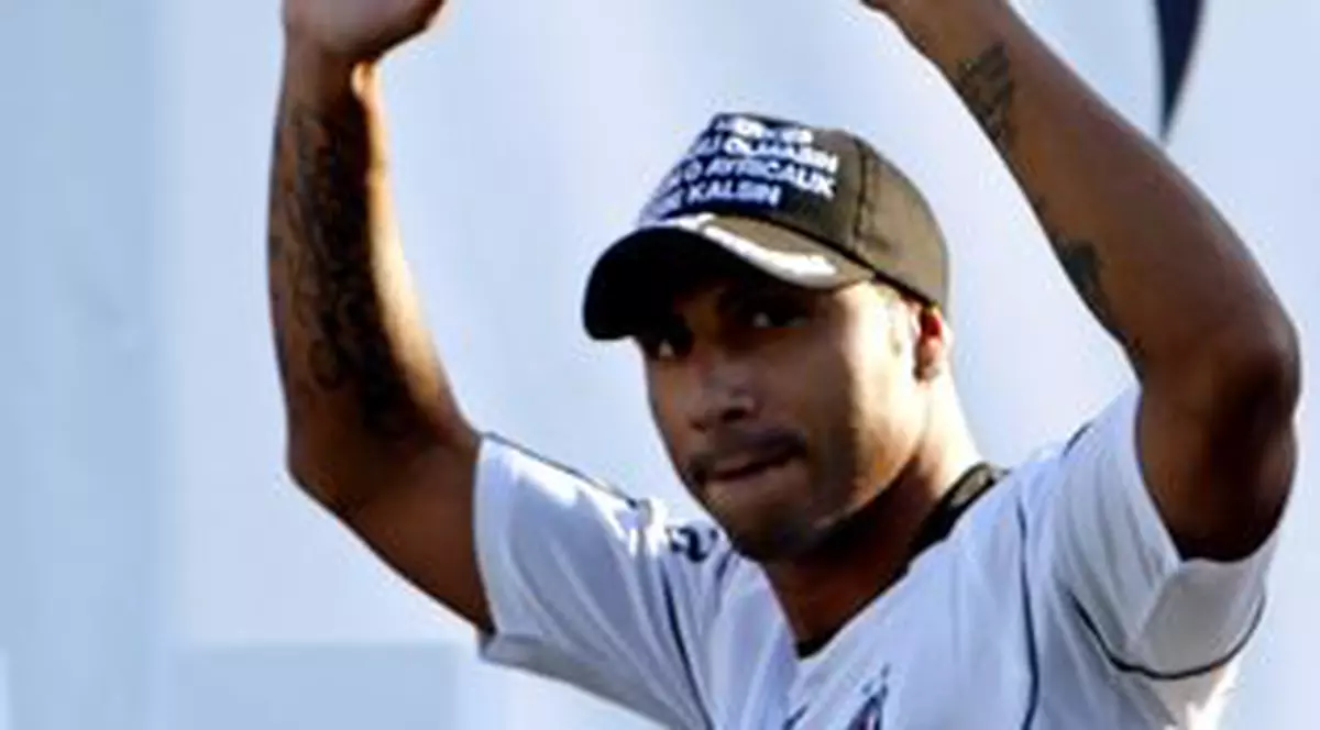 Quaresma a fost ameninţat cu pistolul şi jefuit