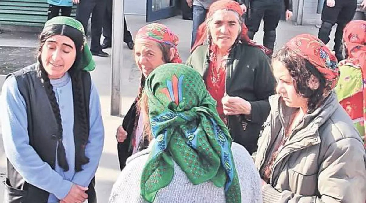 Scandal în Marea Britanie! Imigranții români de aici le suflă britanicilor meseriile destinate săracilor