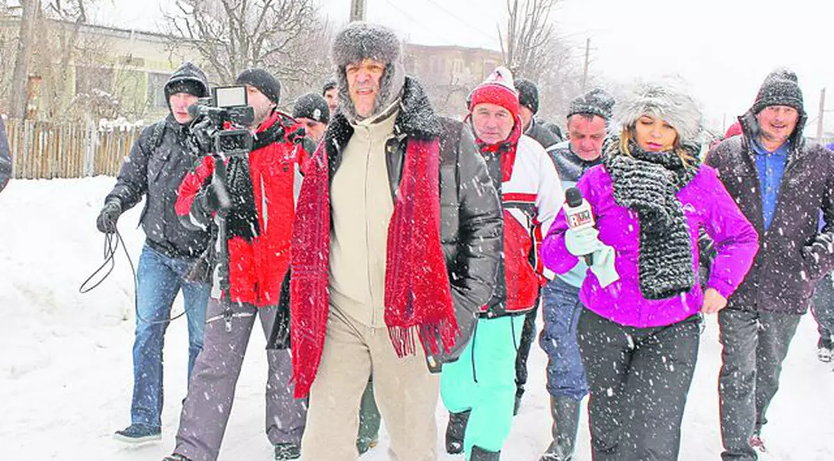 Lui Gigi i-au curăţat zăpada bodyguarzii