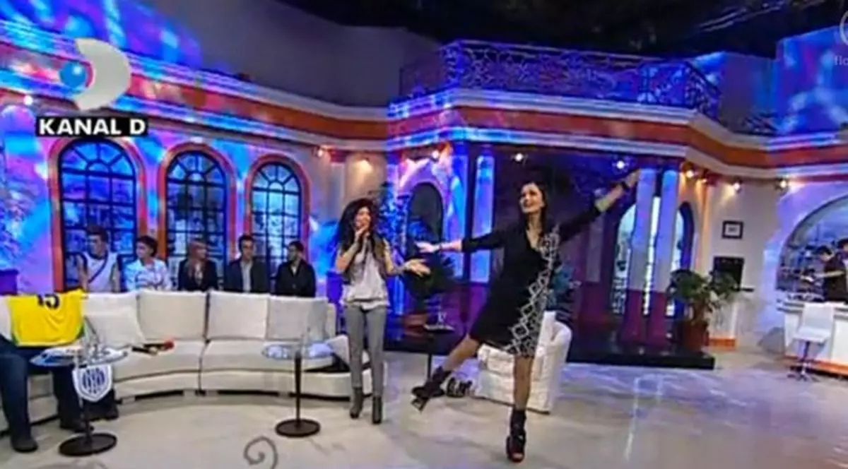 Gabriela Cristea Toader a ţopăit pe ritmuri de Kangoo Jumps în direct | FOTO