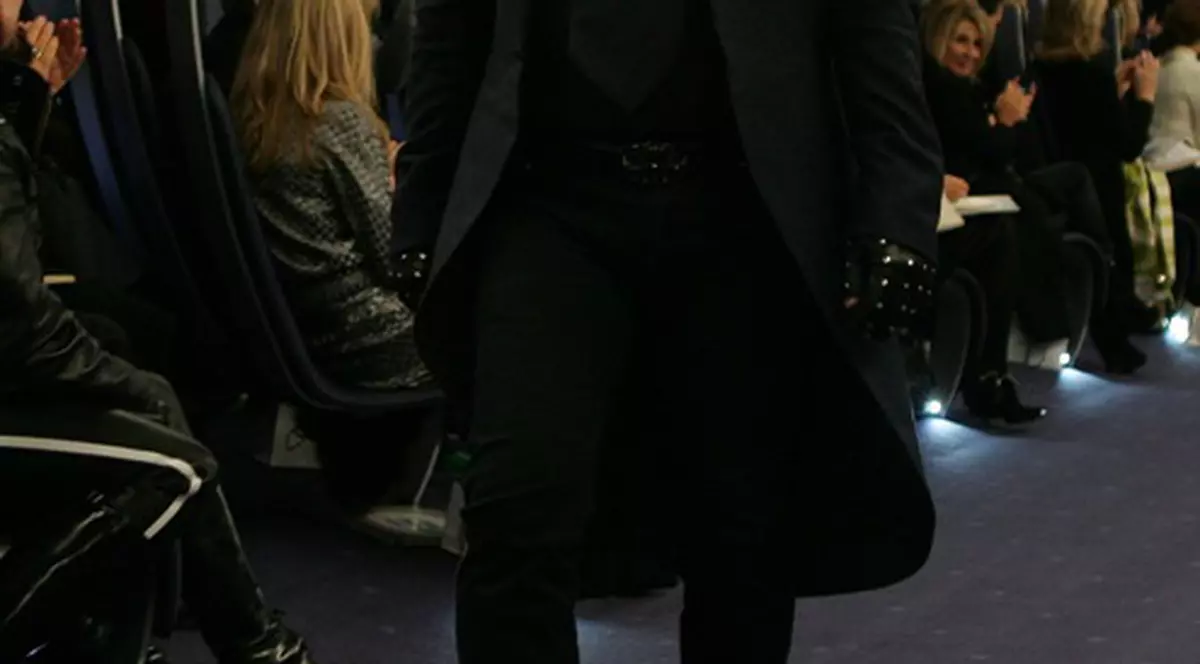 Câtă mitocănie! Află ce a spus celebrul designer Karl Lagerfeld despre cântăreața Adele!