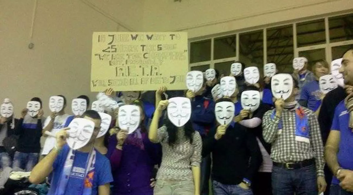 România amână ratificarea acordului ACTA. Vezi de ce!