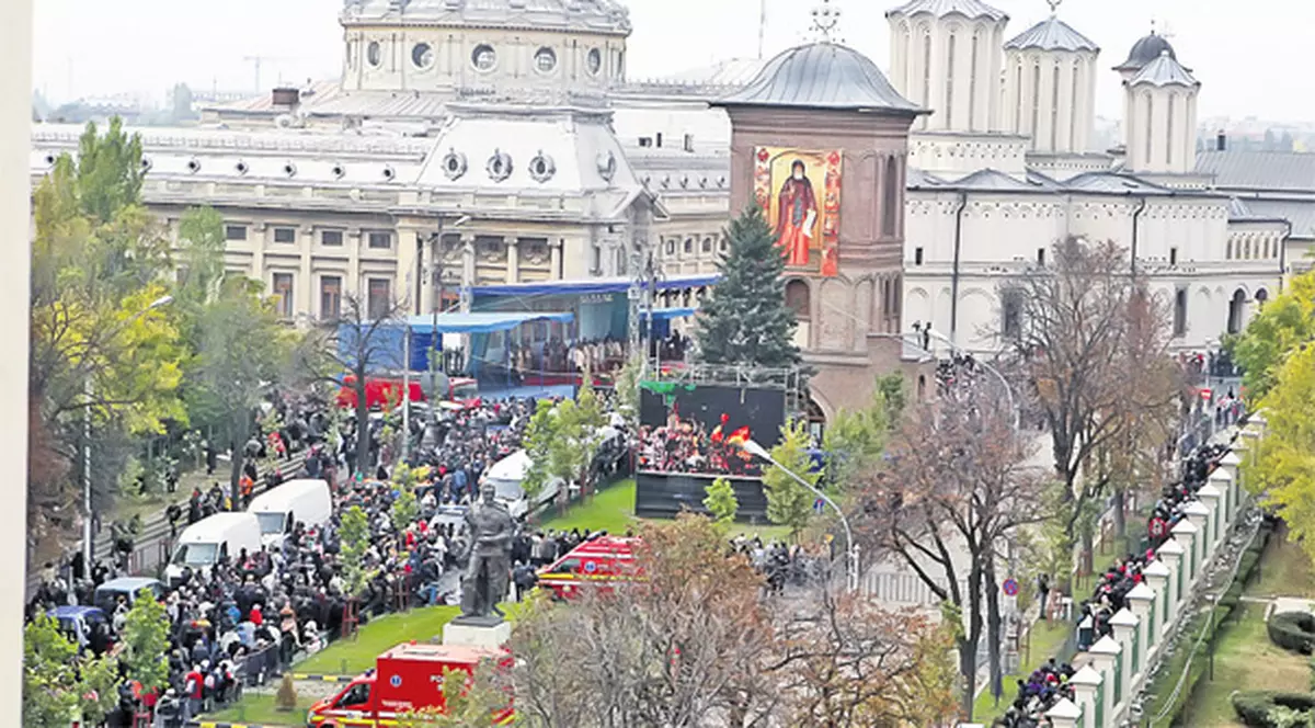 Mircea Grosaru, deputatul minorităţii italiene: «Biserica trebuie să plătească impozit pe venituri»