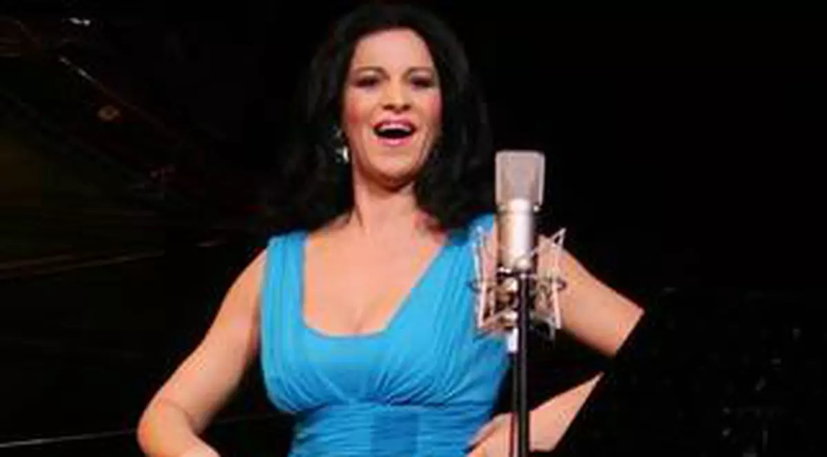 Angela Gheorghiu este mândră şi onorată că este numită "divă"