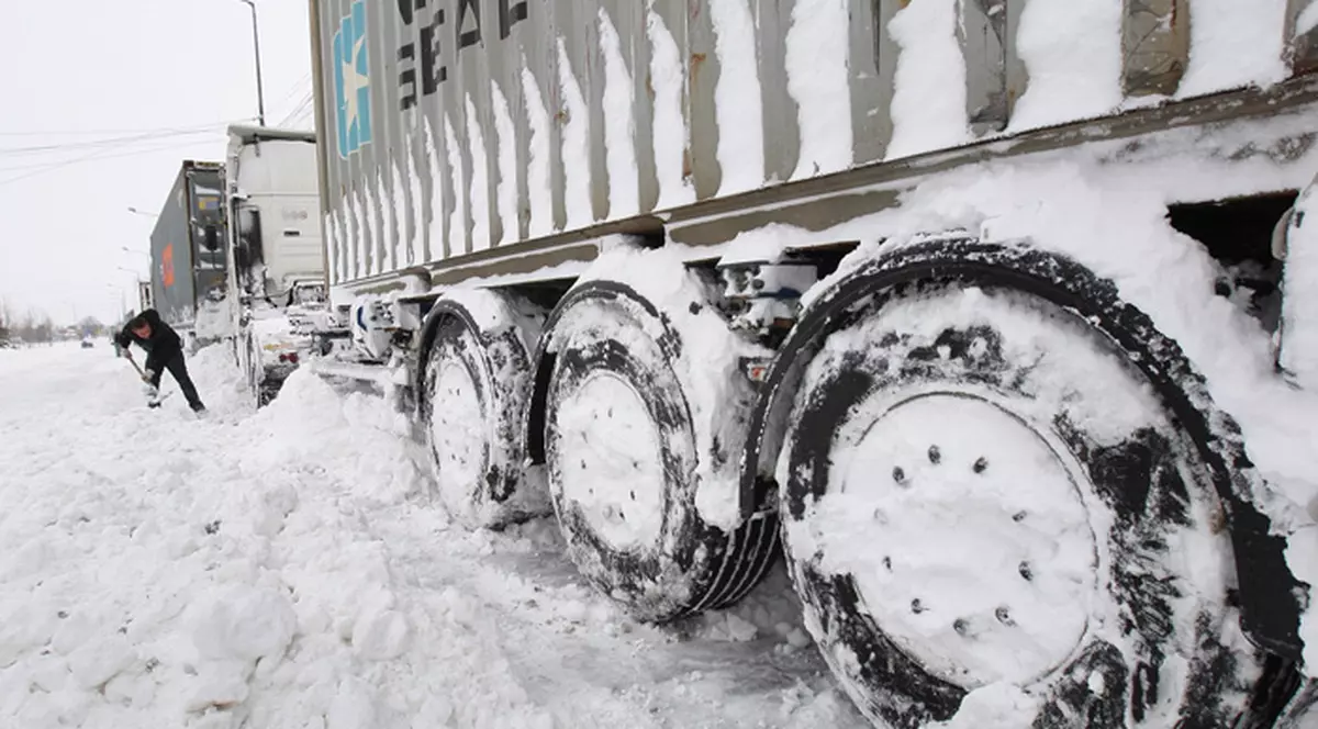 Atenţie! Foarte multe drumuri din Bulgaria sunt în continuare închise din cauza zăpezii 
