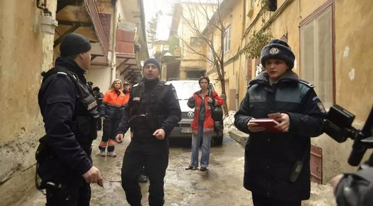 Mama criminală din Braşov i-a şocat pe anchetatori! Şi-a decapitat şi tranşat bebeluşul de 6 luni pentru a-l oferi jertfă lui Dumnezeu!