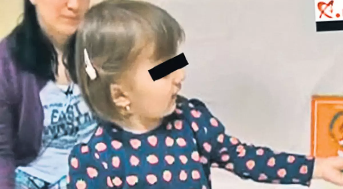 Intervenție în premieră: la trei ani a fost operată pe cord, fără bisturiu