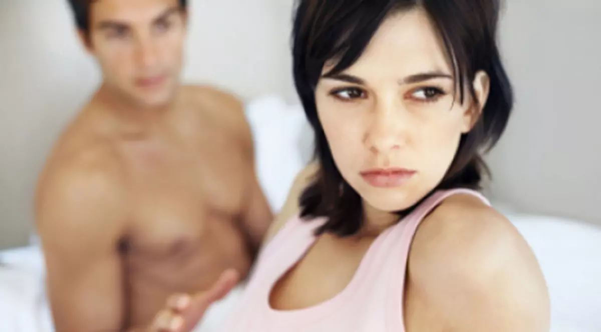 Adela vă sfătuiește în sex și iubire. ”L-am înșelat, dar el îmi spune că mă iubește și că nu vrea să renunțe la noi”