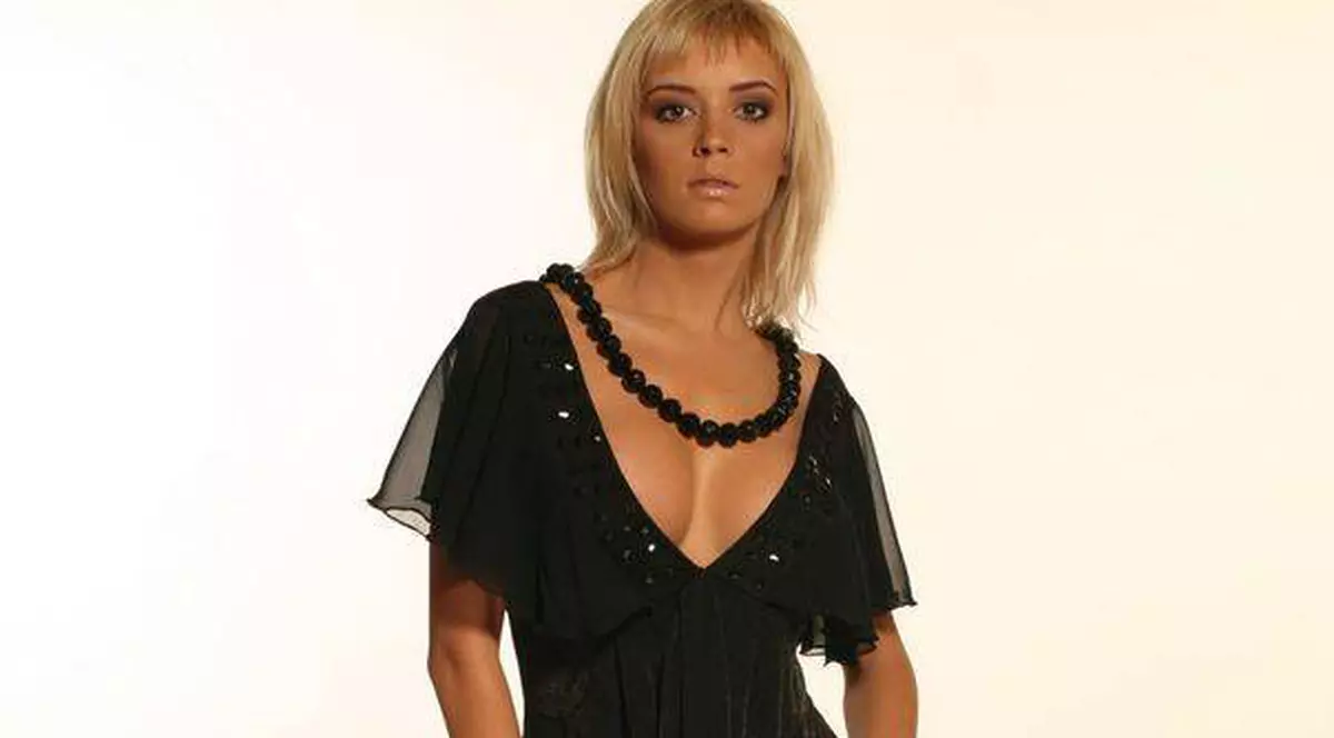 Diana Dumitrescu: ”Eu nu am avut niciodată abdomenul plat. Mănânc de câte ori mi-e foame”