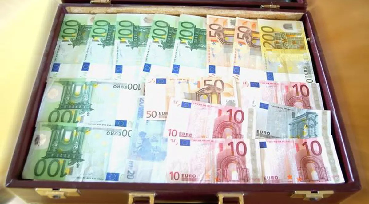 A prejudiciat statul cu 5,5 milioane de euro în trei ani