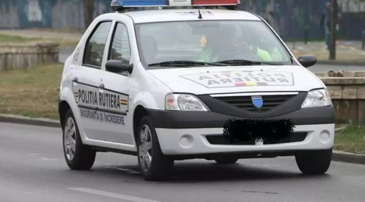 Un cap al Poliţiei Sectorului 1 s-a bumbăcit, s-a înjurat şi s-a scuipat în stradă cu un coleg de la "Locală"