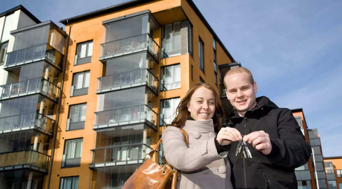 Iată ce trebuie să ştii dacă nu vrei să te păcăleşti când cumperi o casă