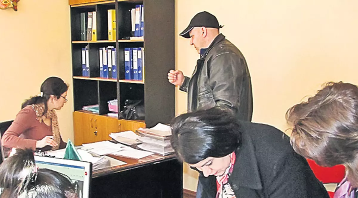 Liderul sindicaliştilor din învăţământ: "În fiecare oraş s-au făcut peste noapte sute de vize de flotant"