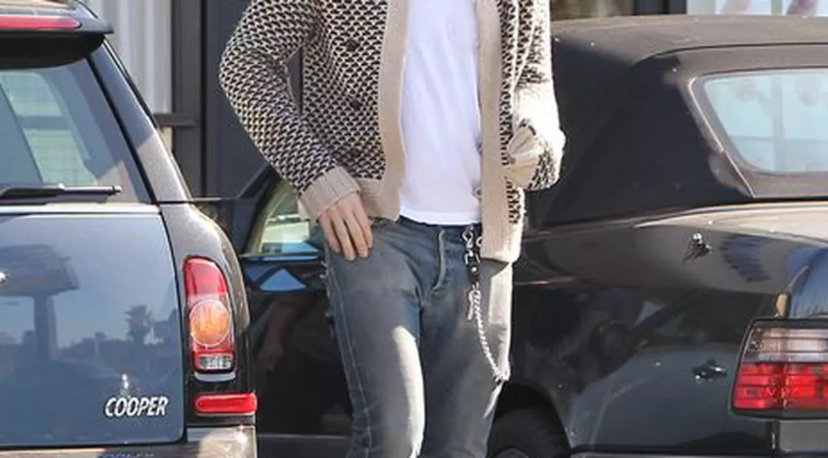 Adam Levine are propriul parfum şi Christina Aguilera l-a luat la mişto
