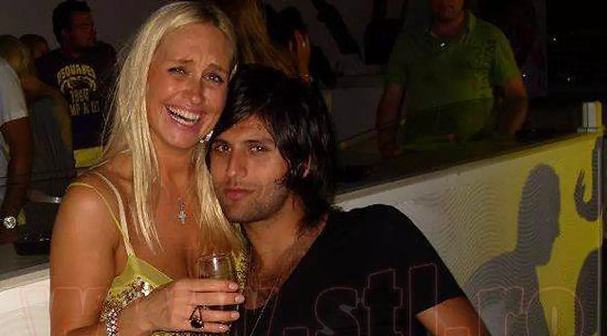 Presupusa amantă a lui Victor Piţurcă despre relaţia ei cu fotbalistul Juan Carlos Toja: "Cum puteam să nu fac poză cu un băiat aşa de frumos?"