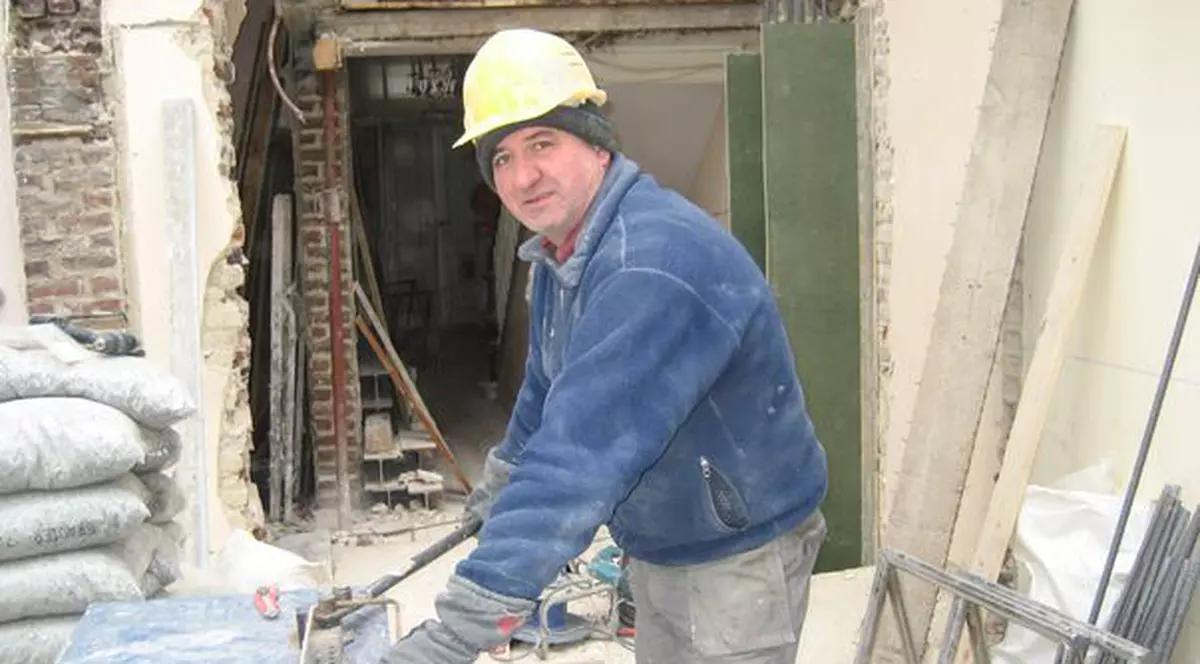 Belgienii preferă ca românii să le construiască case