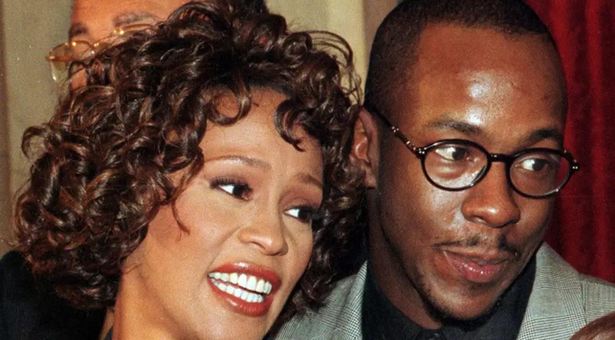 Bobby Brown, dezvăluiri senzaţionale despre Whitney Houston: "Urma să ne căsătorim!"