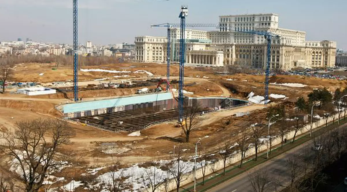 Patru muncitori răniţi la Catedrala Mântuirii Neamului! Iată în ce stadiu sunt lucrările! 