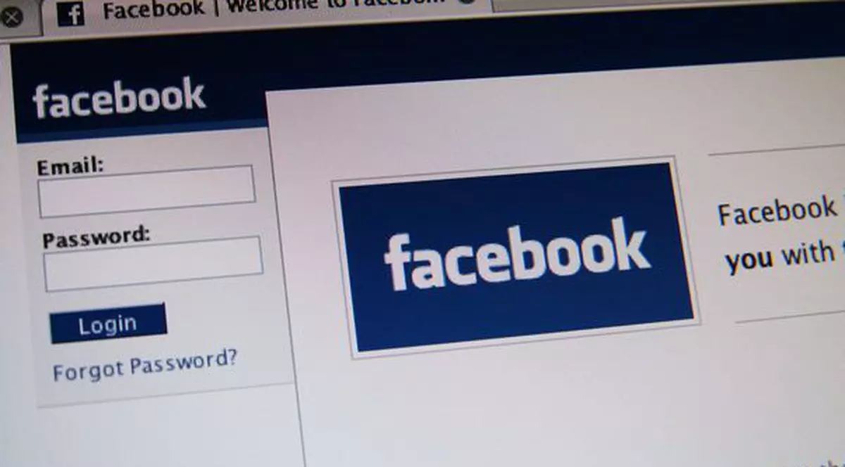 Internauţii, în alertă! Ce schimbare pregăteşte Facebook? Vezi ce modificări a mai făcut compania