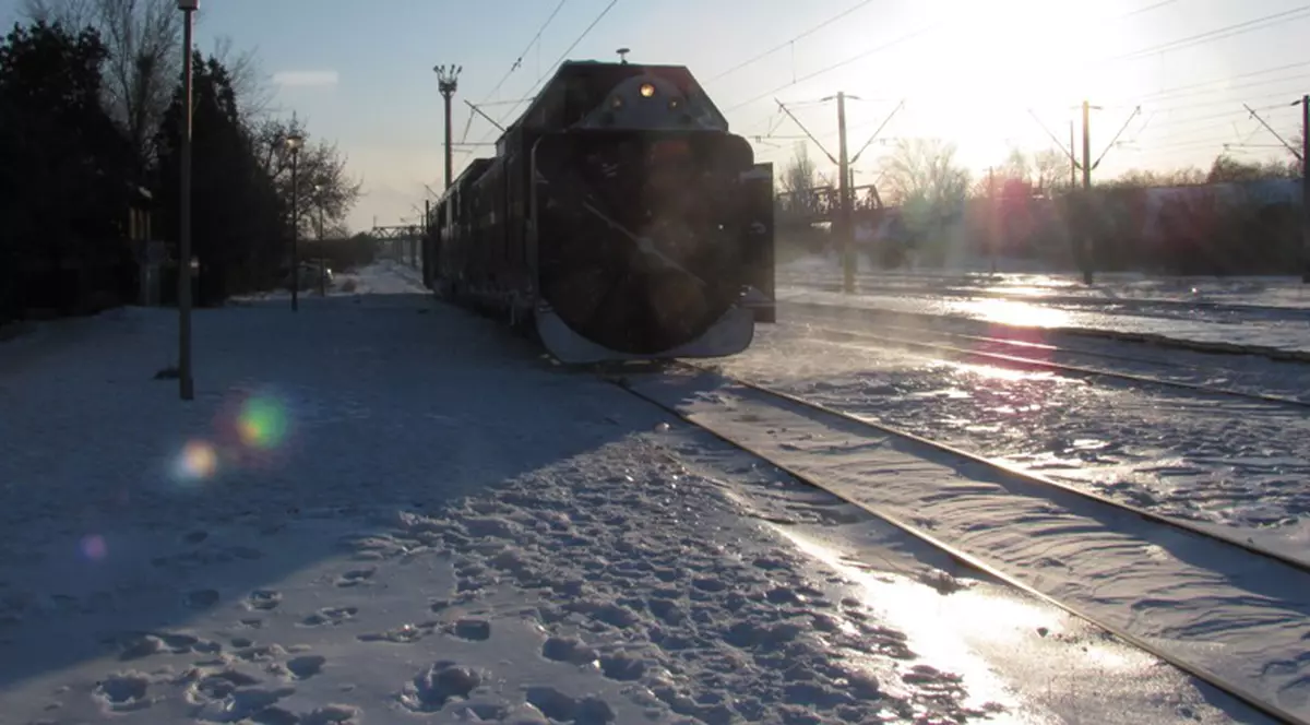 Un bărbat de 64 de ani, secționat de locomotiva trenului