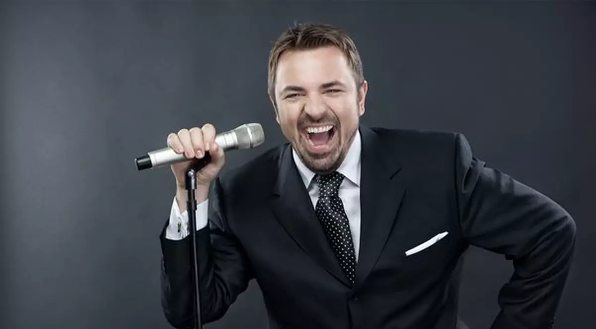 HORIA BRENCIU, TATĂ la 40 de ani. LISTA românilor CELEBRI care au devenit TAŢI la VÂRSTA A DOUA