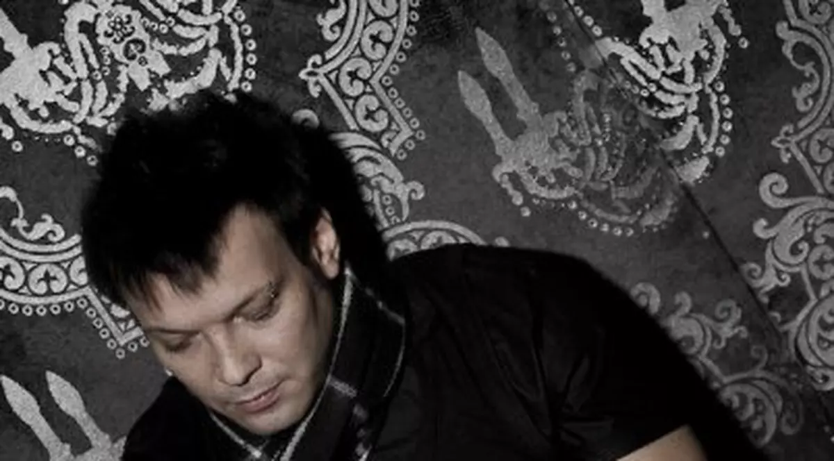 Dan Denes de la Fly Project a fugit cu iubita la munte de ziua lui! Află ce cadouri a primit!