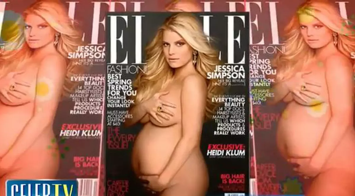 Hot mama! Jessica Simpson a pozat dezbrăcată, cu burtica de gravidă la vedere