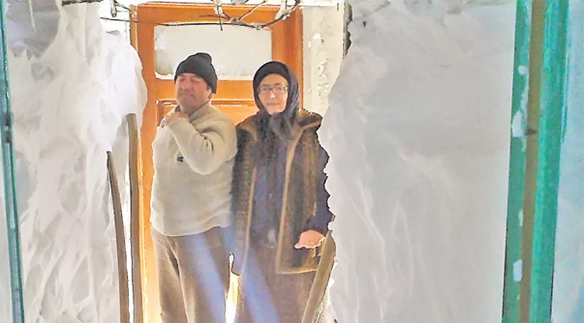 Localnicii din Lehliu Sat au scăpat de calvarul zăpezii după aproape două luni de zile