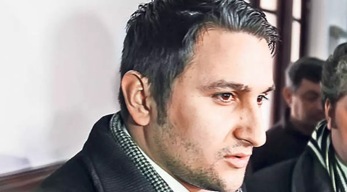 Dosarul profesorului de la ”Jean Monnet”, amânat