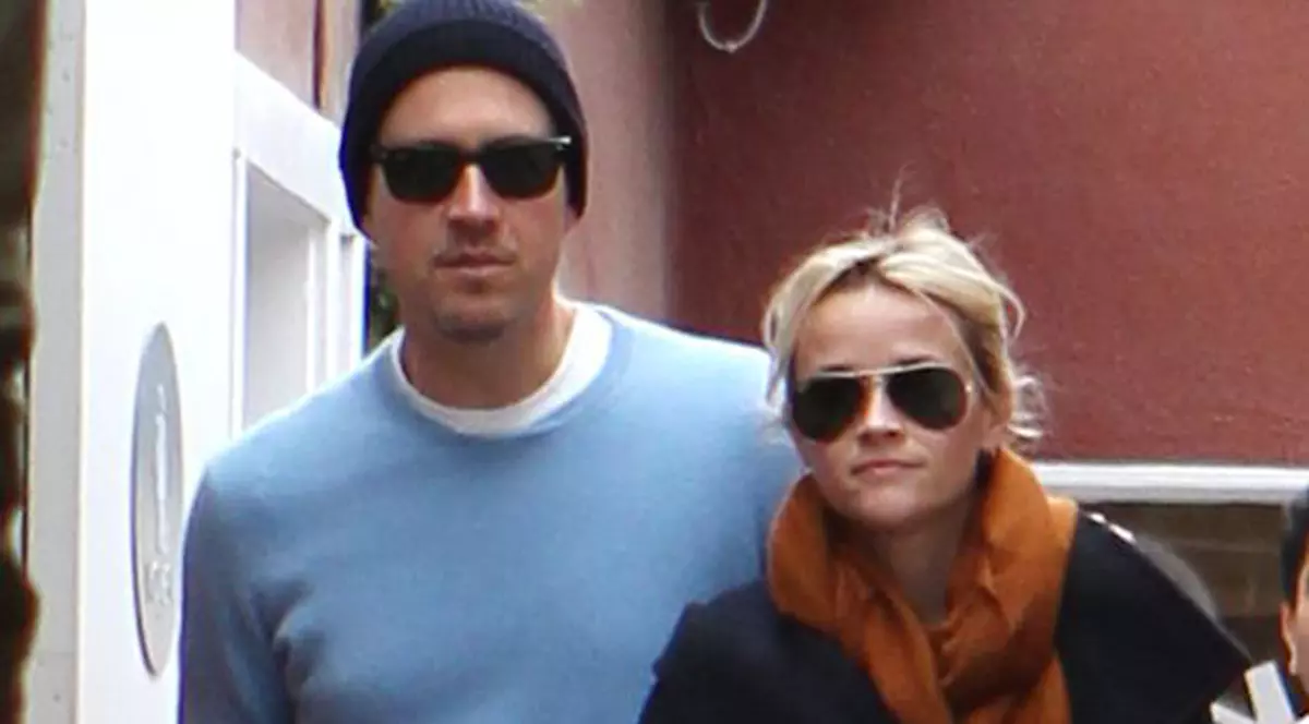 Reese Witherspoon este însărcinată. Actrița va deveni mamă pentru a treia oară