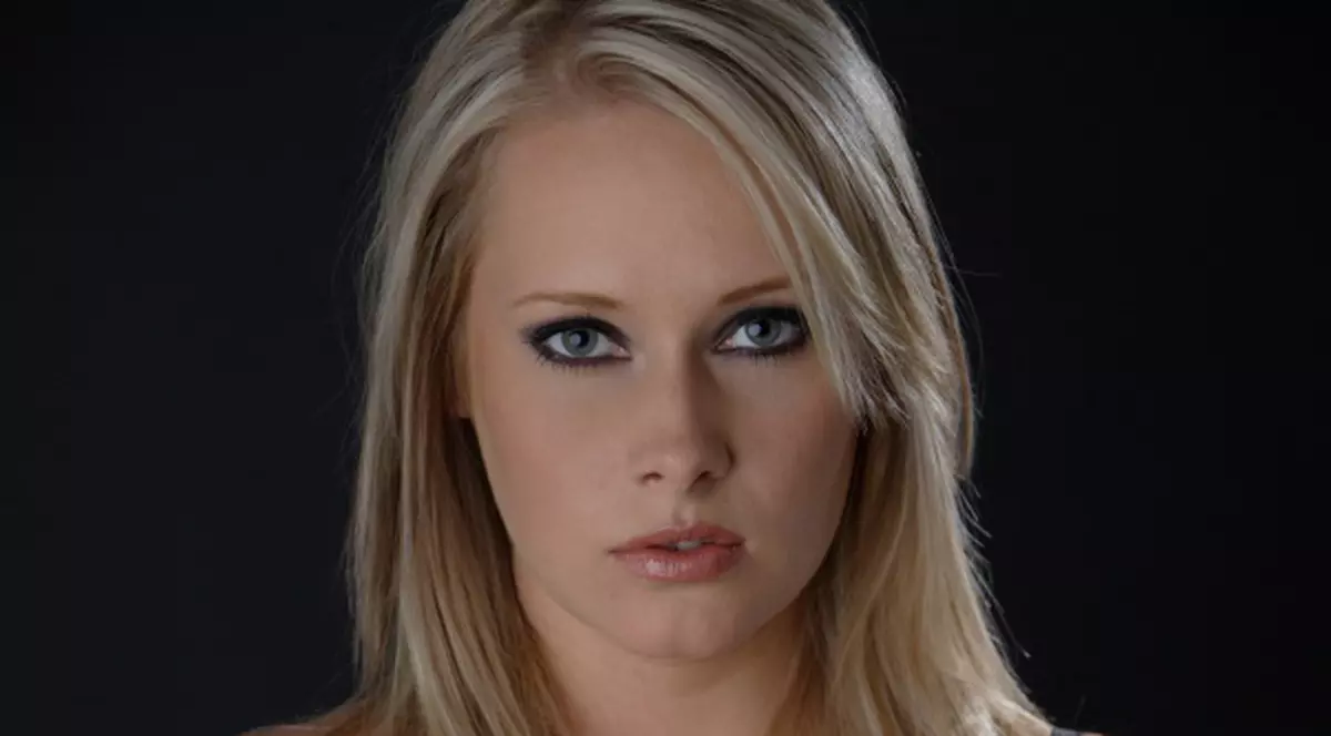 Ce riști când îți pui proteze mamare    