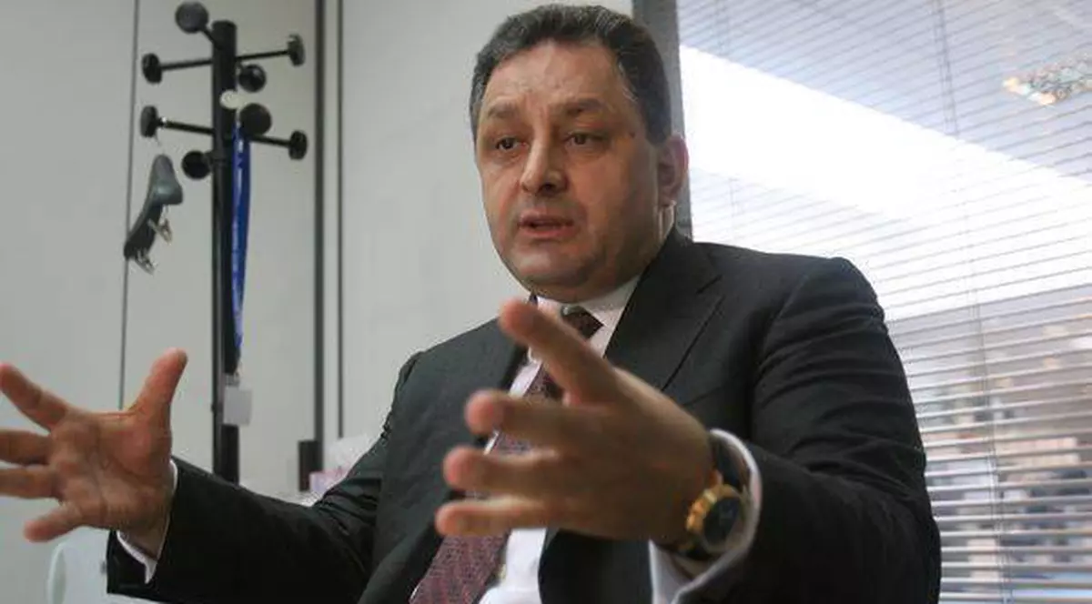 Vezi ce spune Marian Vanghelie despre ideea înfiinţării unui liceu în limba romani, în sectorul 5